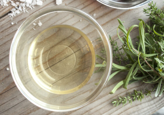 Le vinaigre, le bon réflexe anti-poux